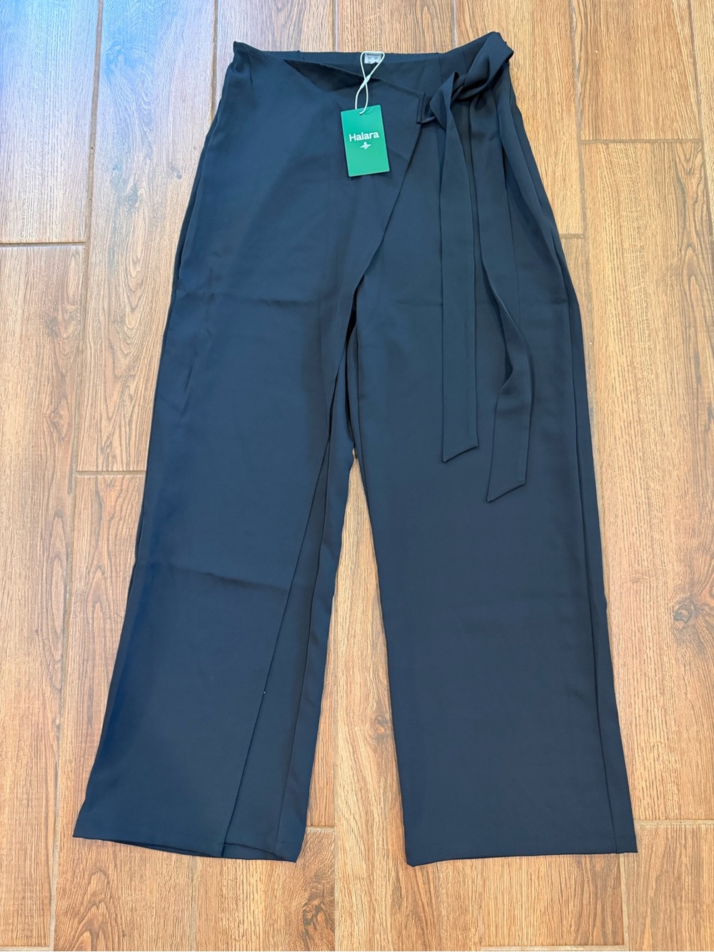 HALARA NWT Black Tie-Waist Wide-Leg Pants Size S